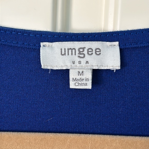 Royal blue flowy top Women’s Medium EUC - Picture 3 of 6